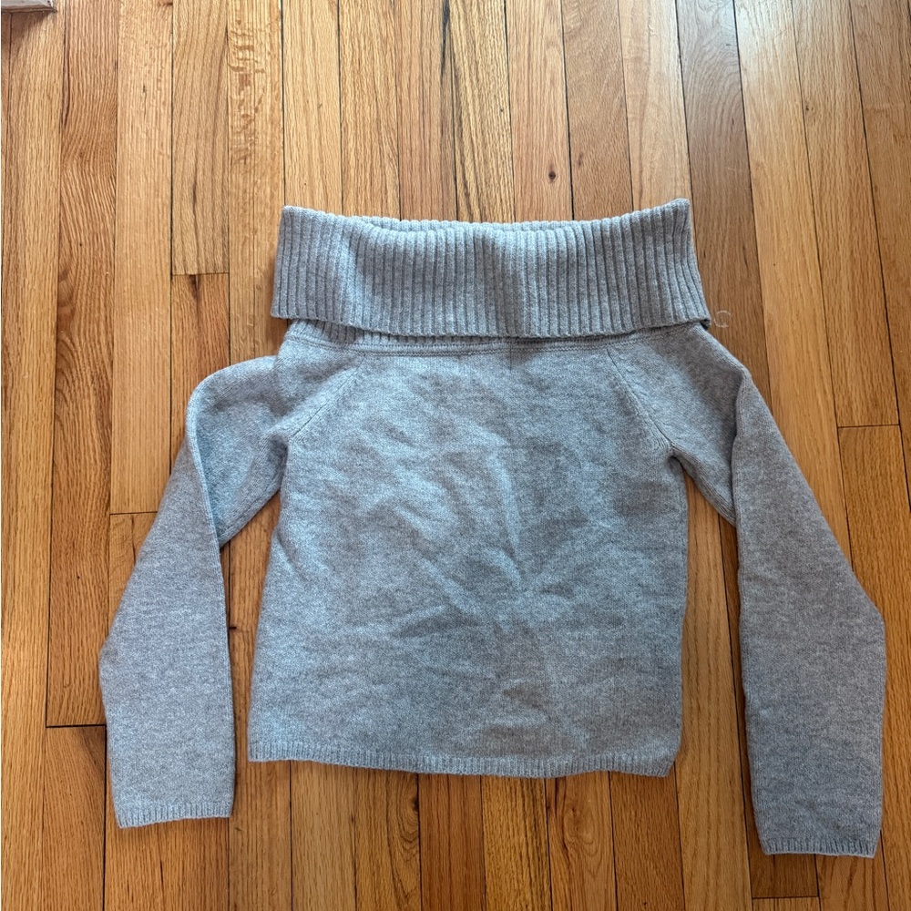 Old Navy Light Gray Off-Shoulder Sweater